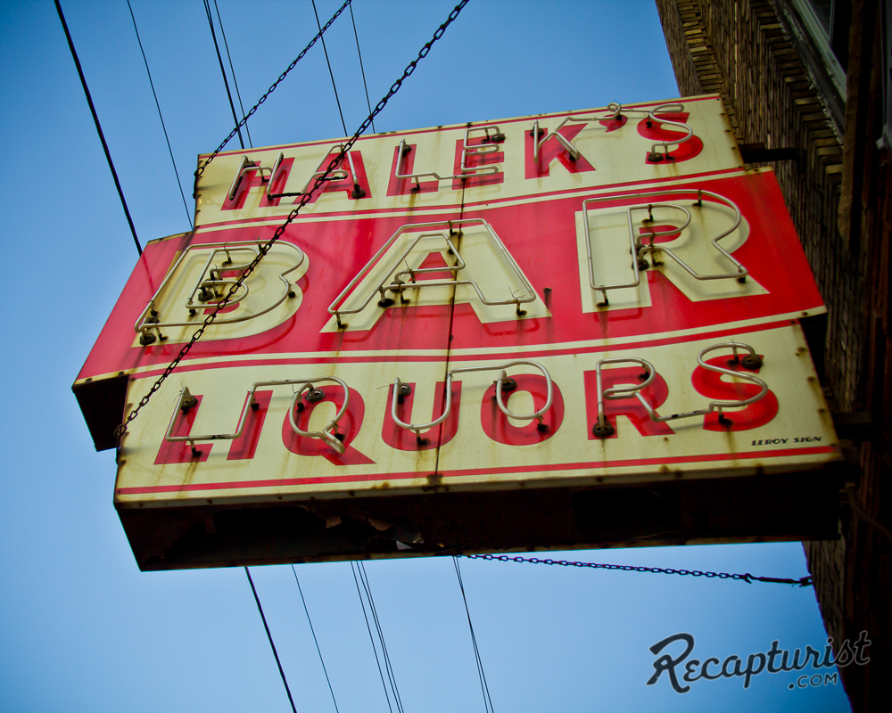 Halek's Bar (Minneapolis, MN)